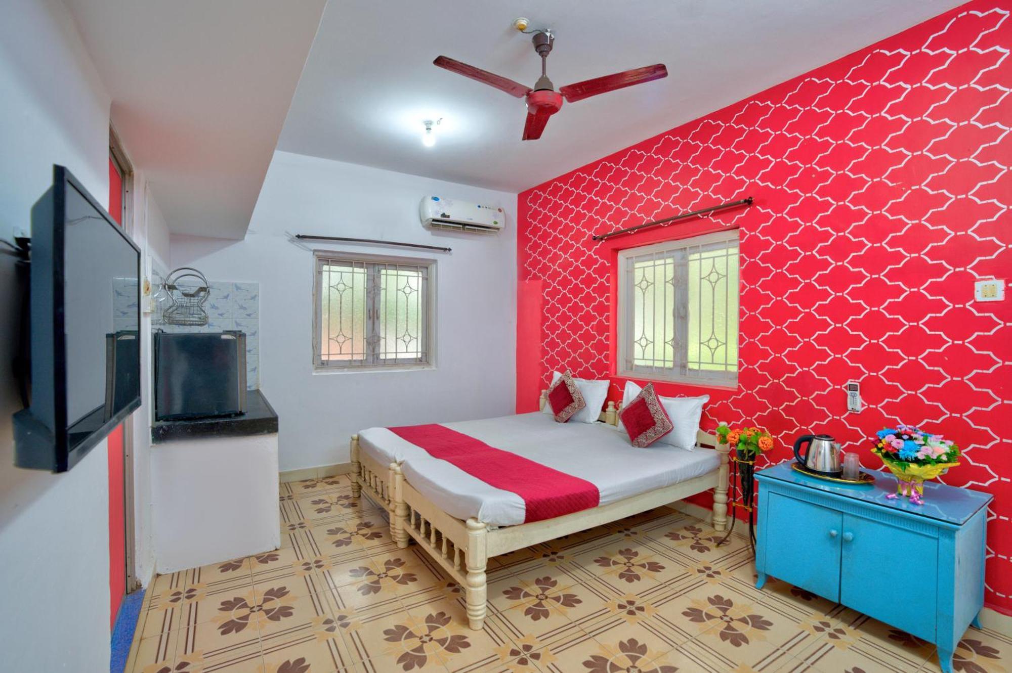 Oceanic Pearl Beach Guest House Calangute Exterior photo