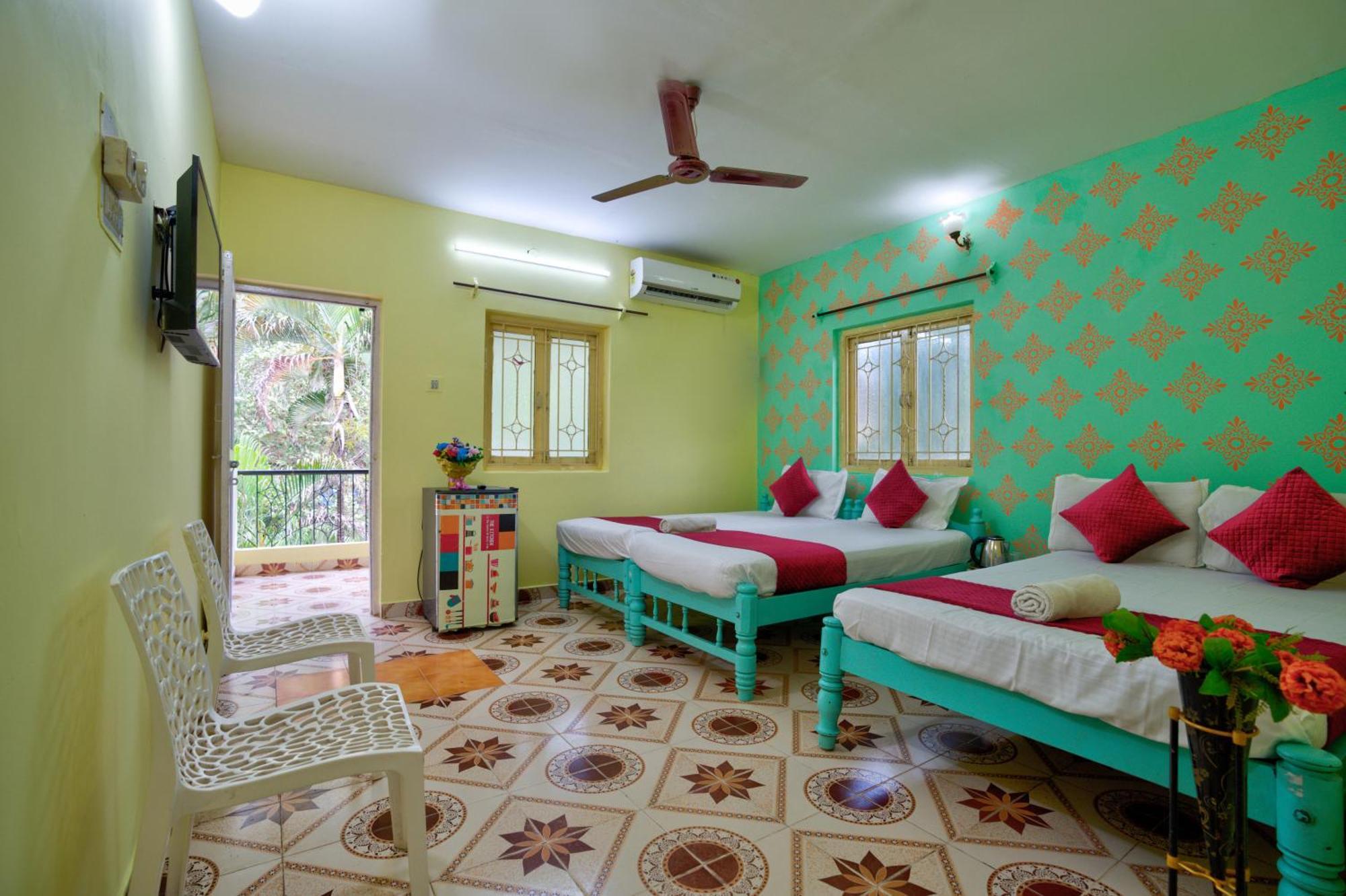 Oceanic Pearl Beach Guest House Calangute Exterior photo