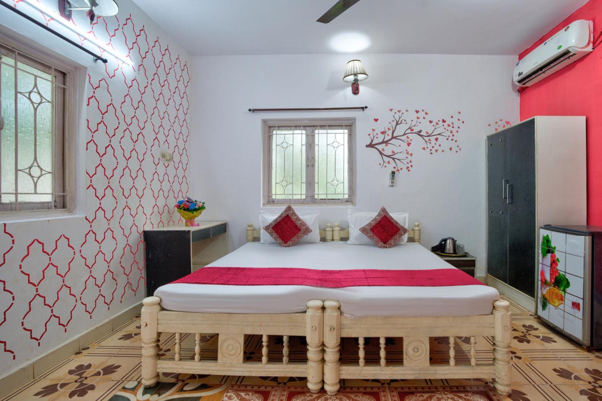 Oceanic Pearl Beach Guest House Calangute Exterior photo